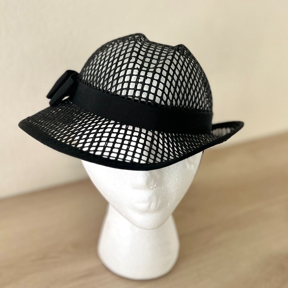 Vintage Sonni of San Francisco Black Mesh Cloche Cocktail Hat EXCELLENT COND.